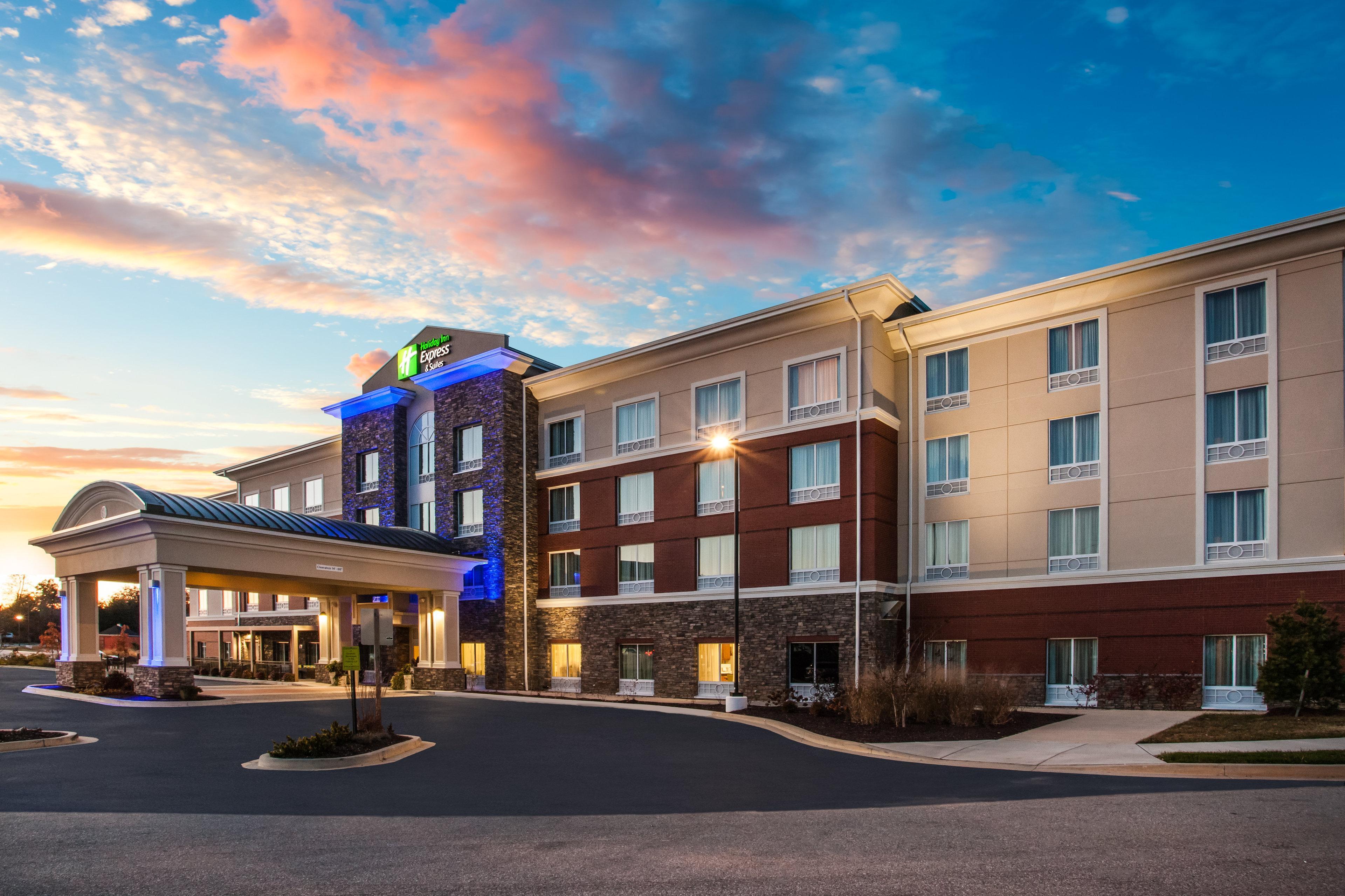 Holiday Inn Express & Suites Lexington Park California, An Ihg Hotel Exterior photo